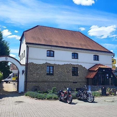 Penzion Horse Farm Lechovice Esterno foto
